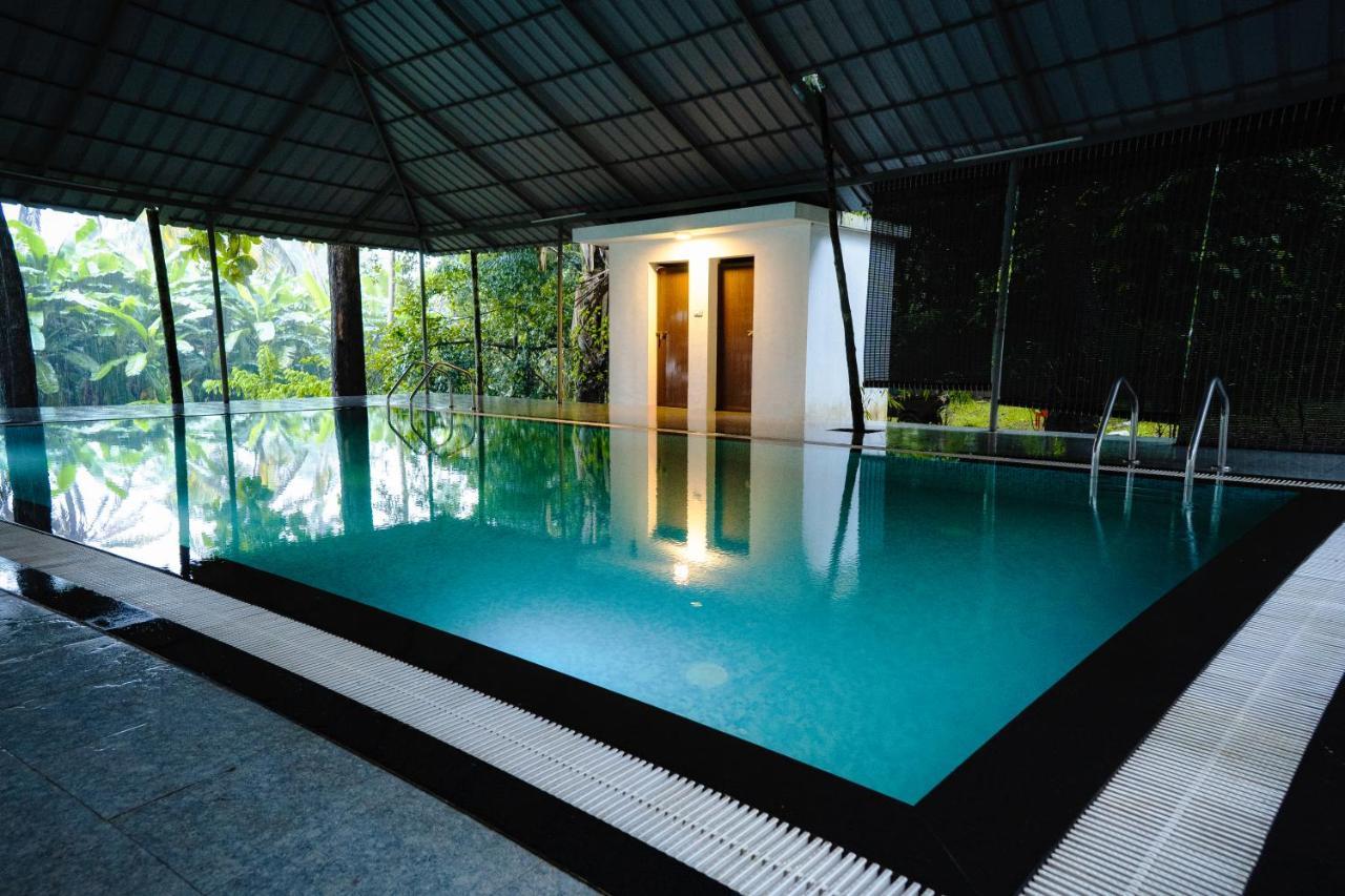 S River Resorts Kochi Exterior photo